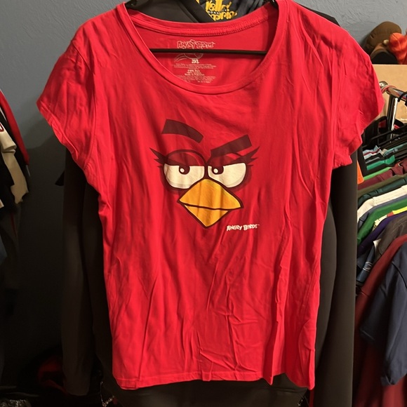 Red Angry Birds Woman’s 2XL Shirt - Picture 2 of 4